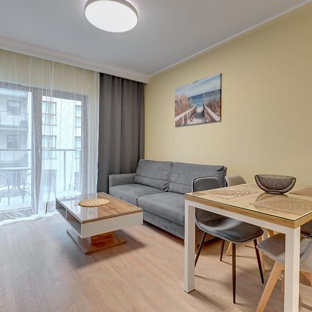 Zajezdnia Wrzeszcz Seaside & Parking By Downtown Apartments 그단스크 외부 사진